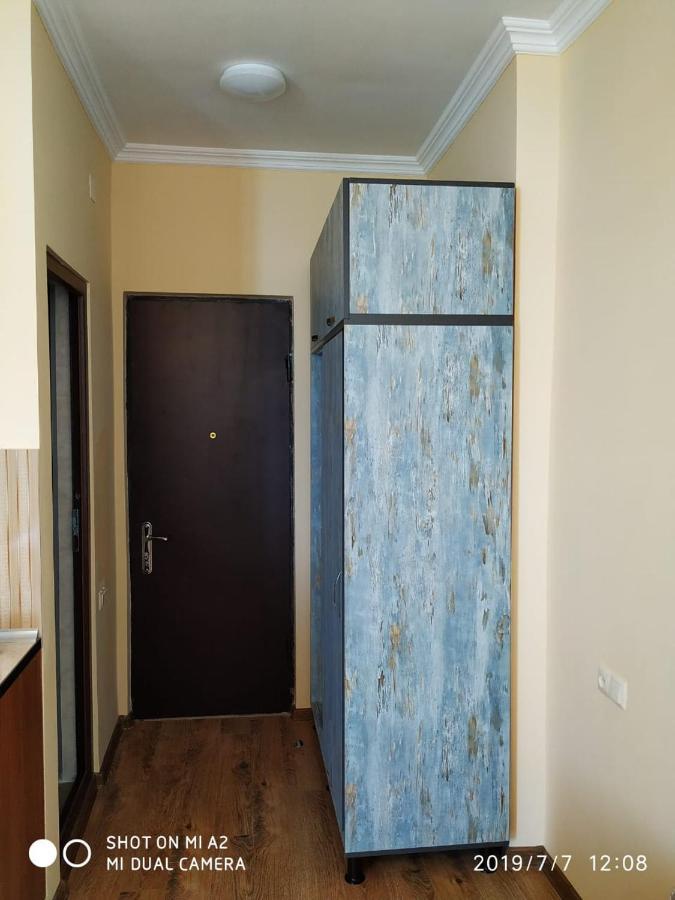 Аппартаменты С Двумя Балконами На Море И Горы Makhinjauri Exterior photo